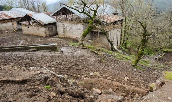 رانش کوه راه برخی روستاهای منطقه ولوپی سوادکوه را مسدود کرد