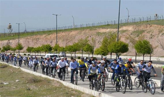 تور دوچرخه سواری ویژه هفته دفاع مقدس در مازندران برگزار می شود