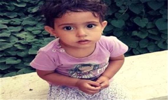 ناگفته‌ های دردناک پدر زهرا کوچولو بعد از یک سال از گم شدن دخترش + عکس