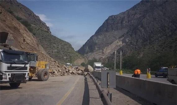 مناطق حادثه خیز جاده ای در مازندران شناسایی شود