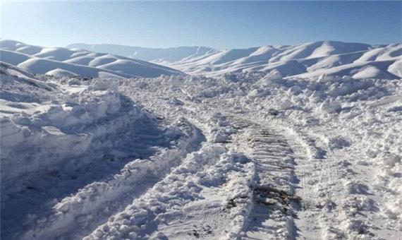 بارش شدید برف و باران در مازندران / برخی محورهای روستایی مسدود شد
