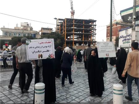 تلاش رادیکال برای احیای یک دوقطبی؛ گروه‌های «آمران به معروف» از مقابل دَرِ مجلس پراکنده شدند، حالا از پنجره آمده‌اند