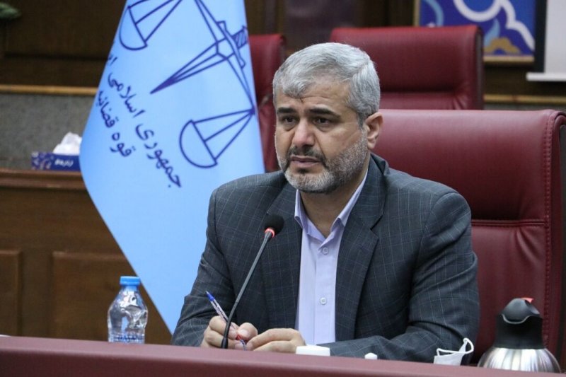 جاعل نامه‌های رهبری به ۱۲ سال حبس محکوم شد