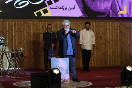 اعلام برندگان پانزدهمین جشن منتقدان سینمای ایران | حسن پورشیرازی: دعا کنید فیلم پیرپسر به اسکار برود