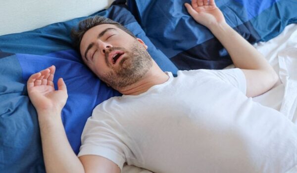 بارز ترین قسمت مشکلات تنفسی خروپف است
