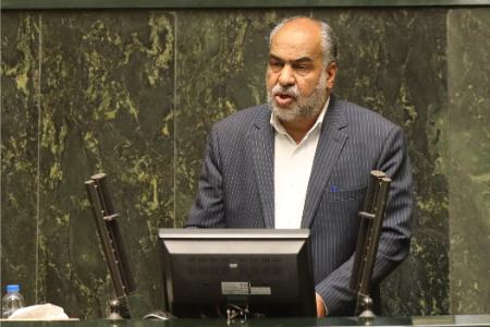 حمله نماینده مجلس به وزیر آموزش و پرورش: معلمان در اسنپ هستند، آقای وزیر بجنگید یا کنار بروید