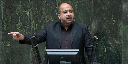 افشاگری خضریان از پست‌فروشی در صندوق بازنشستگی: آقایان! طوری بخورید که خفه نشوید!