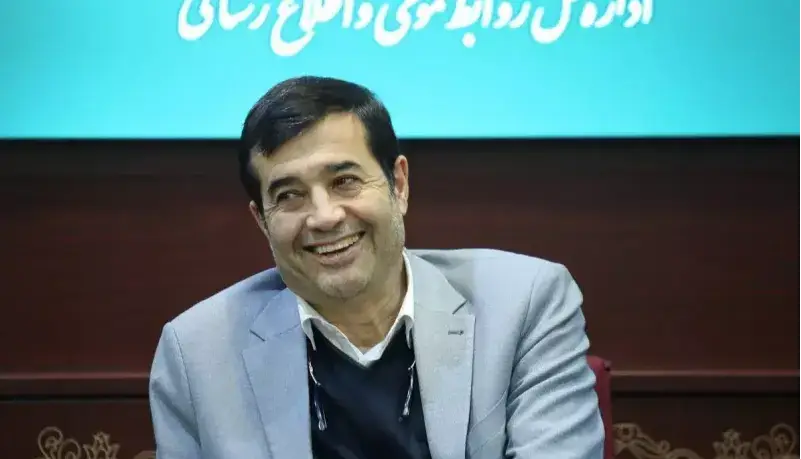 تبریک وزیر ورزش بعد از قهرمانی دختران فوتسال ایران