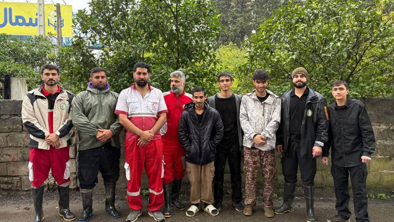 نجات ۴ نفر از گمشدگان در جنگل‌های ایزدشهر نور