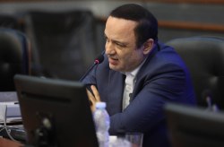 توسعه کشور از دل مناطق آزاد میگذرد / کیش الگویی برای سرمایهگذاری پایدار