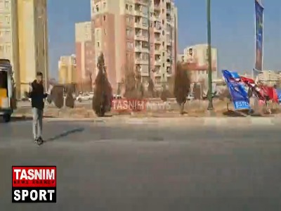 وضعیت خیابان‌های اطراف ورزشگاه امام خمینی اراک در فاصله ۳ ساعت و نیم تا شروع دربی ۱۰۶