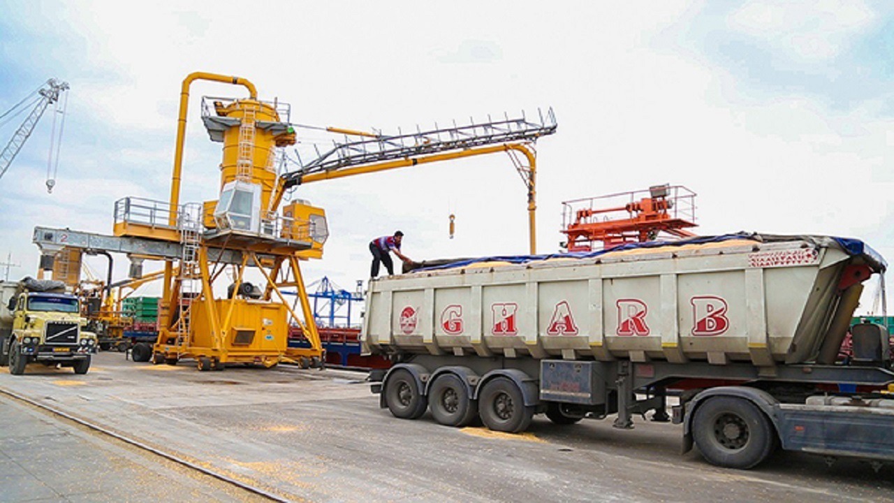 واردات بیش از ۳ میلیون تن کالا از بنادر مازندران