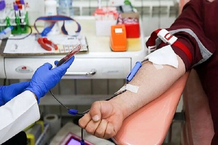 استقبال مردم عباس‌آباد از اهدای خون