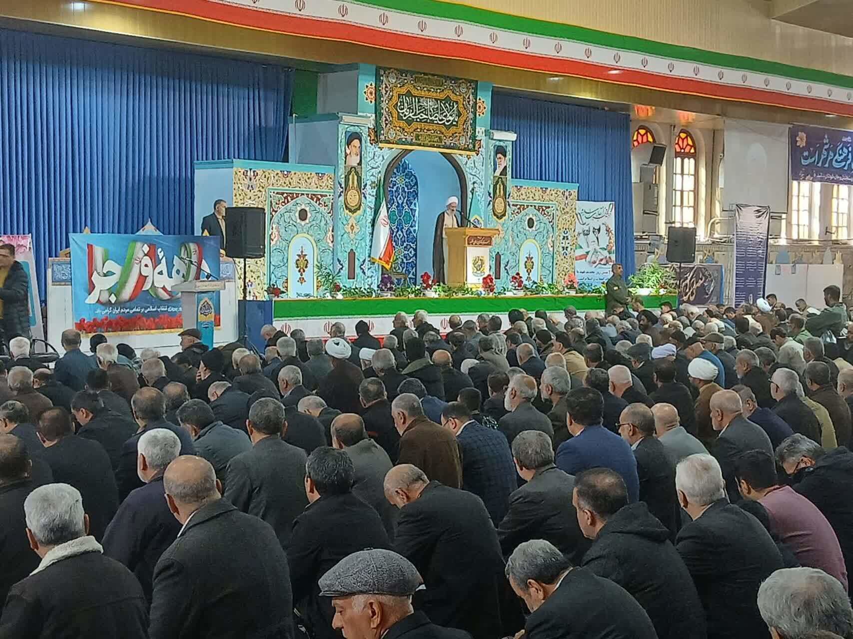 حضور مردم در ۲۲ بهمن توطئه‌های دشمنان را خنثی می‌کند