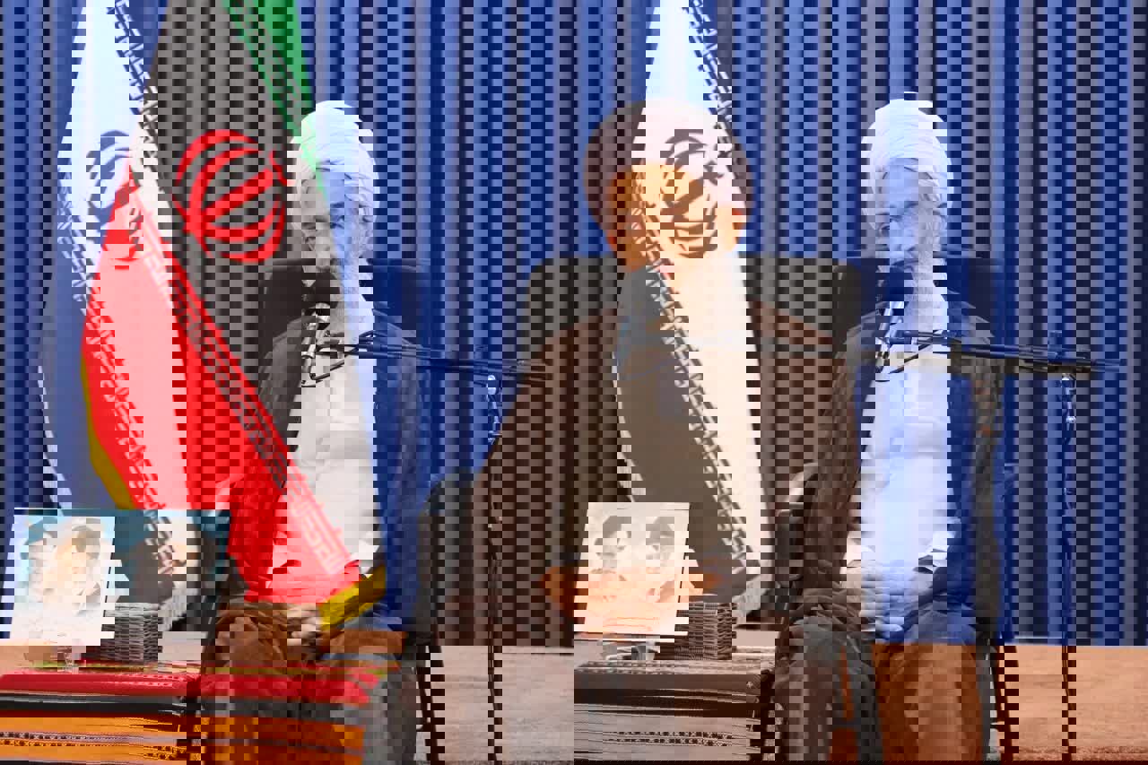 حضور در راهپیمایی ۲۲ بهمن شکر نعمت انقلاب است