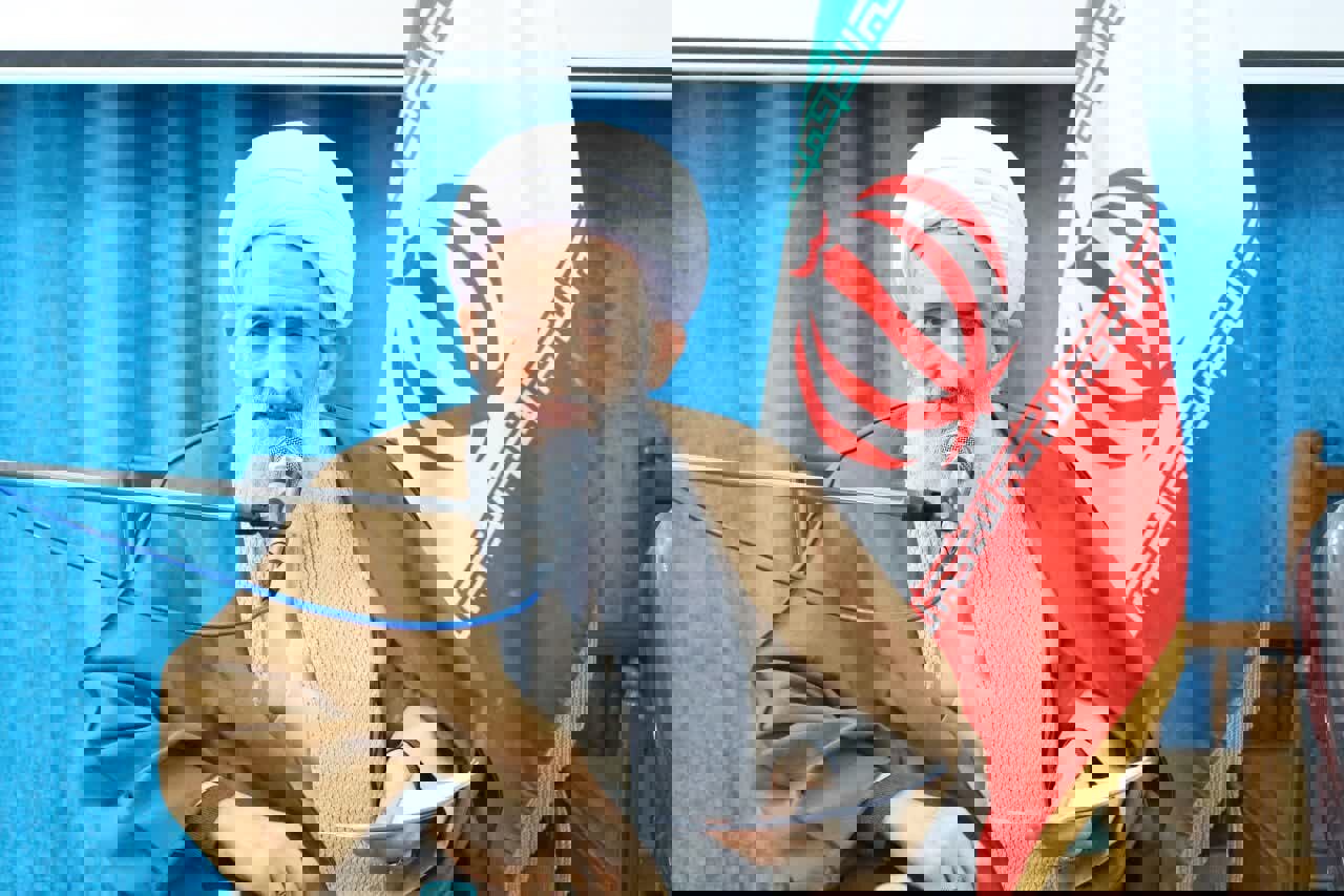 هراس دشمن از مسجد و قرآن پابرجاست؛ ضرورت احیای کارکرد مردمی مساجد