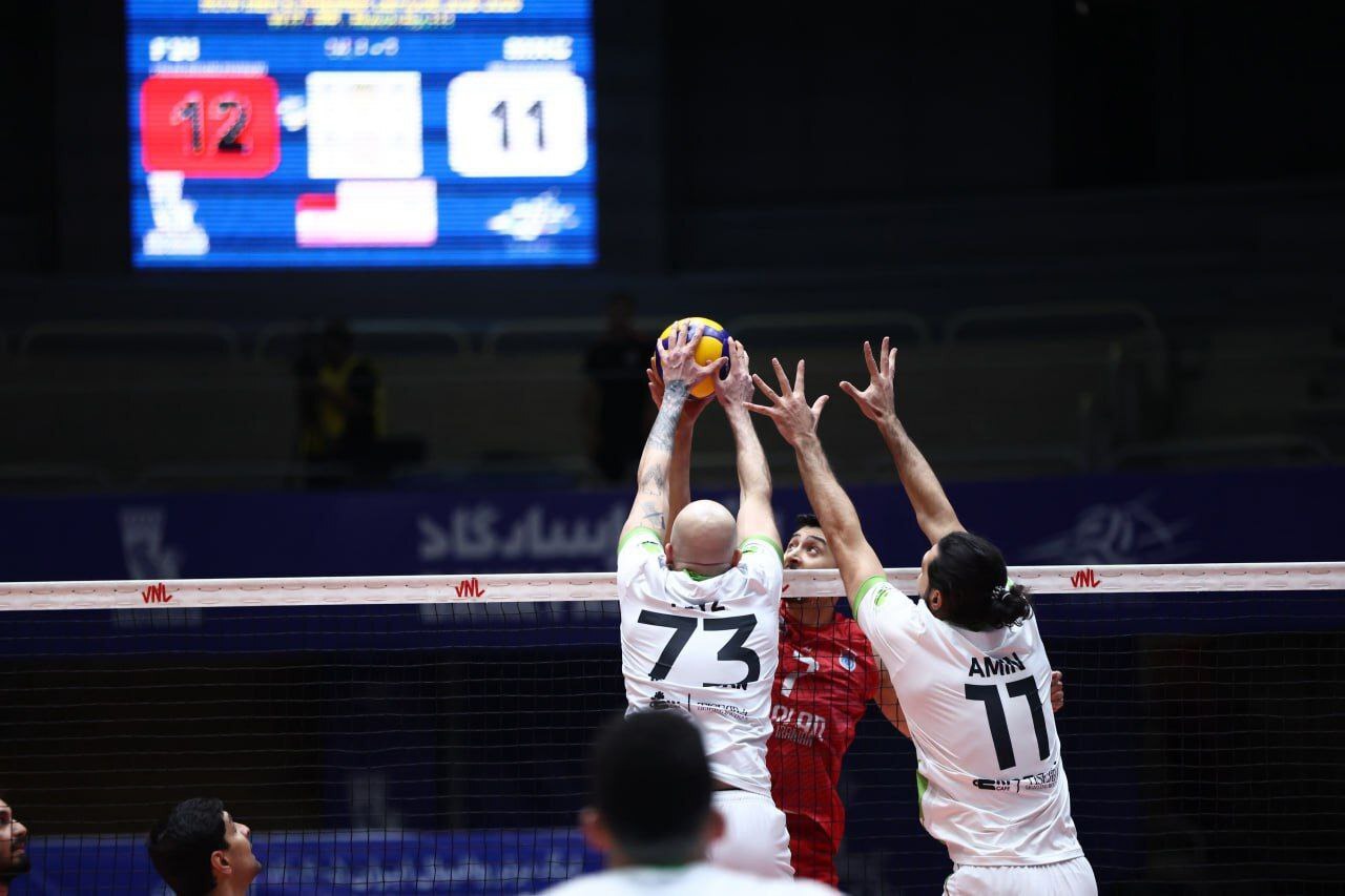 پیروزی ارزشمند مهرگان نور برابر صدرنشین لیگ برتر والیبال