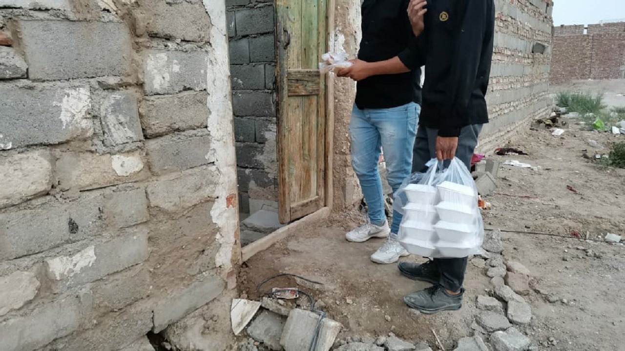 توزیع ۱۱۶۰ بسته گوشت گرم بین نیازمندان بابلسر