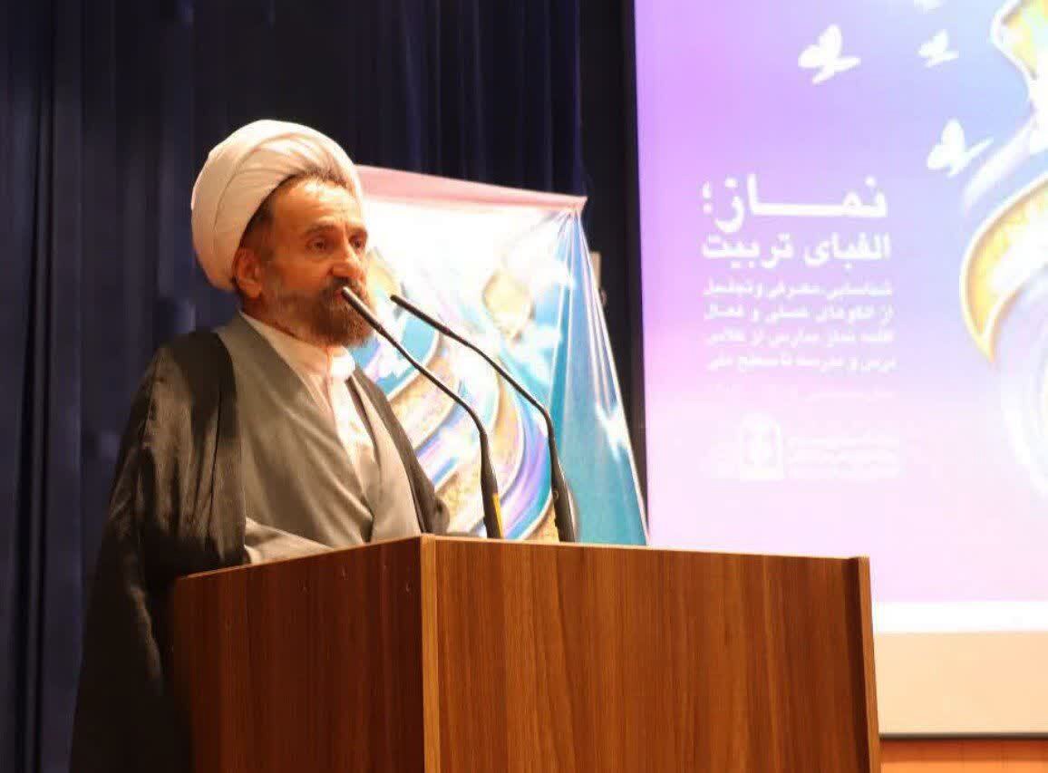 تأکید بر ترویج فرهنگ نماز و پیوند آن با نهضت عاشورا در مازندران