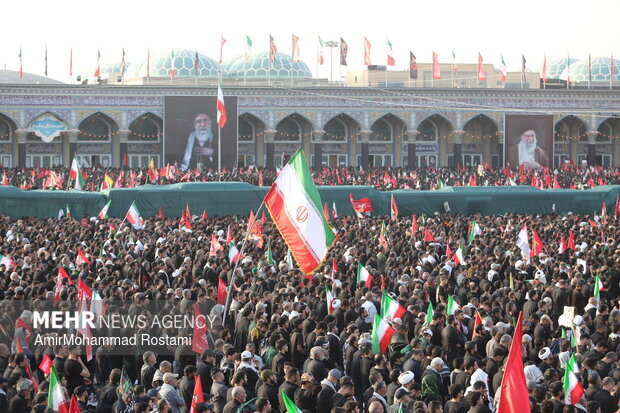 جاماندگان وداع در مازندران؛ دلتنگی زائران «آقای شهید» پایان ندارد