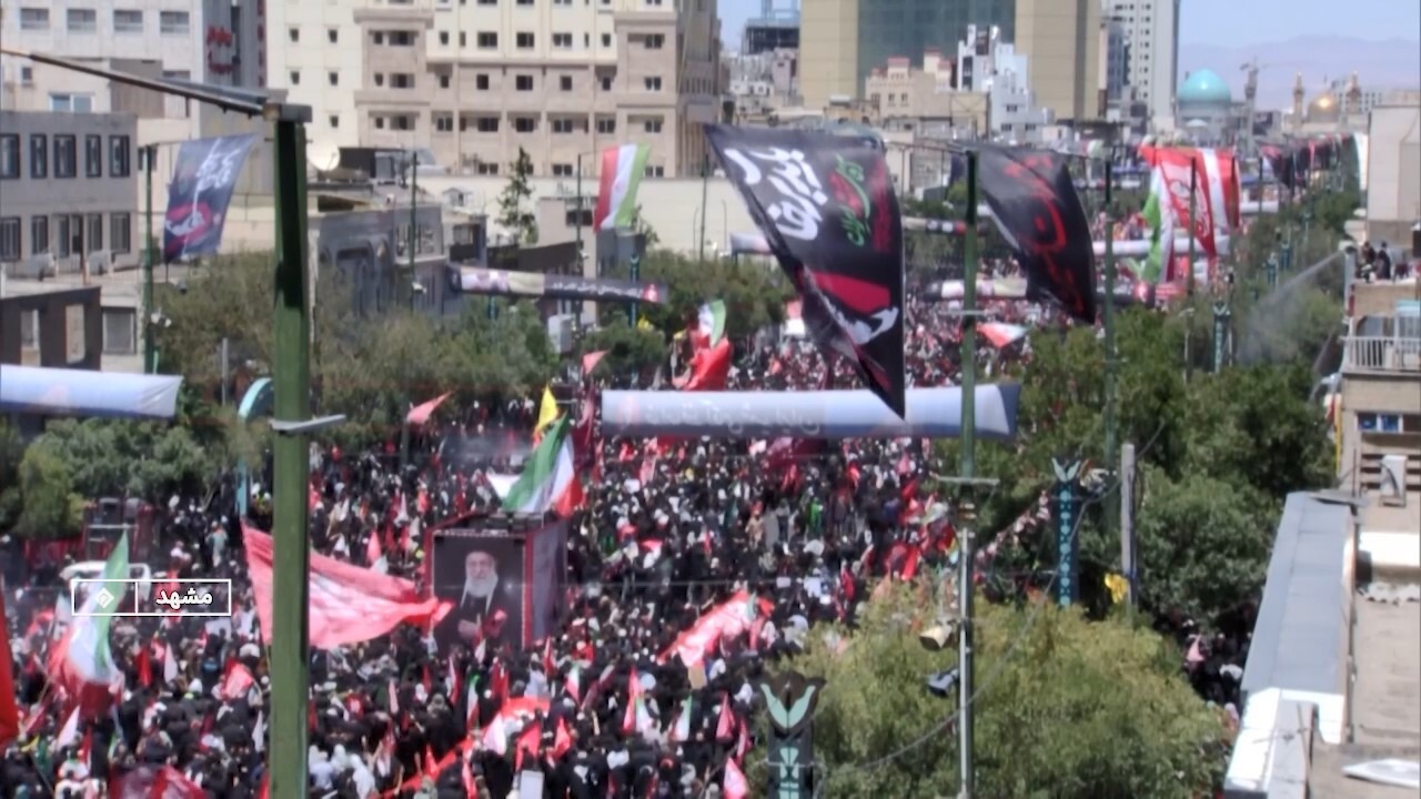 مشهد الرضا؛ قلب یک جهان در سوگ رهبر شهید