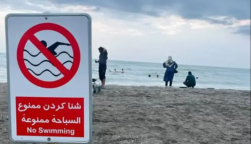 ۵ مسافر در آب‌های ساحلی رامسر غرق شدند
