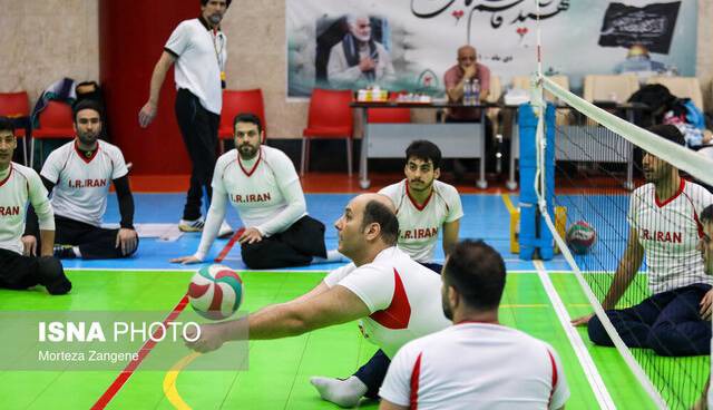 کاپیتان والیبال نشسته به اردو نیامد