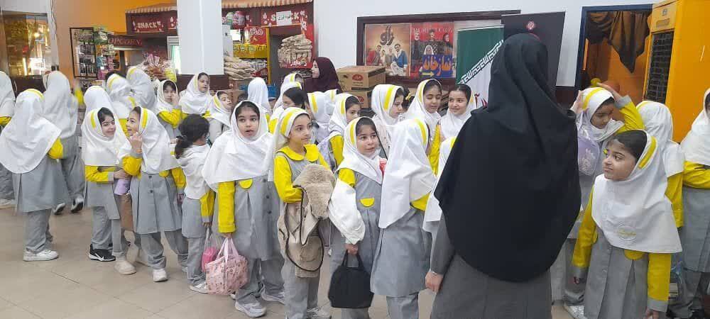 گرگی خان؛ نخستین فیلم جشنواره کودک روی پرده ساری