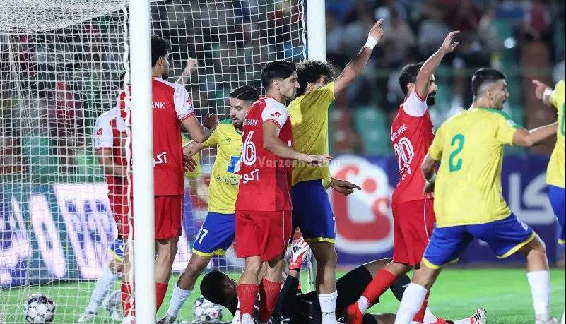 اوج بدشانسی برای مدافع پرسپولیس، ثبت گل بخودی!