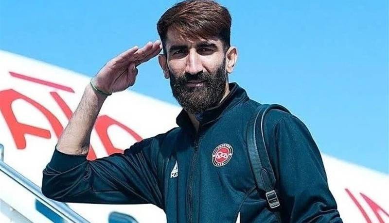 بیرانوند راهی پادگان آباده شیراز شد